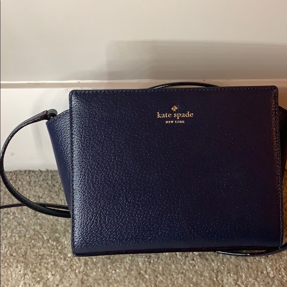kate spade Handbags - Kate Spade Navy Blue Crossbody with Gold Zipper